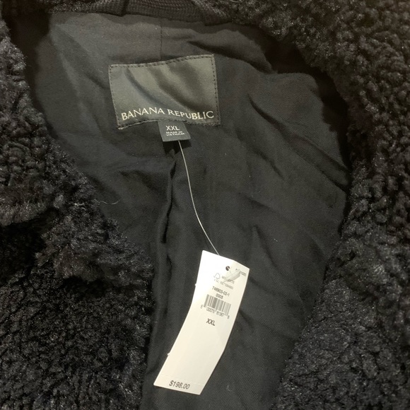 NWT Banana Republic Cropped Sherpa Trucker Jacket in Black - Picture 12 of 14